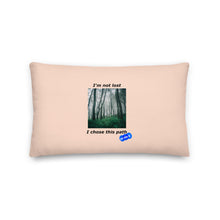 Load image into Gallery viewer, I&#39;M NOT LOST - YOUNICHELY - Premium Pillow

