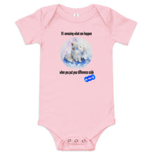 Load image into Gallery viewer, DIFFERENCES ASIDE - YOUNICHELY - Baby short sleeve one piece
