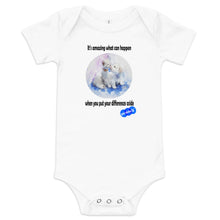 Load image into Gallery viewer, DIFFERENCES ASIDE - YOUNICHELY - Baby short sleeve one piece

