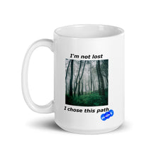 Load image into Gallery viewer, I&#39;M NOT LOST - YOUNICHELY - White glossy mug
