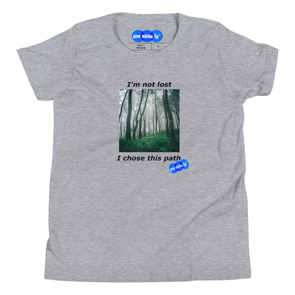 I'M NOT LOST - YOUNICHELY - Youth Short Sleeve T-Shirt